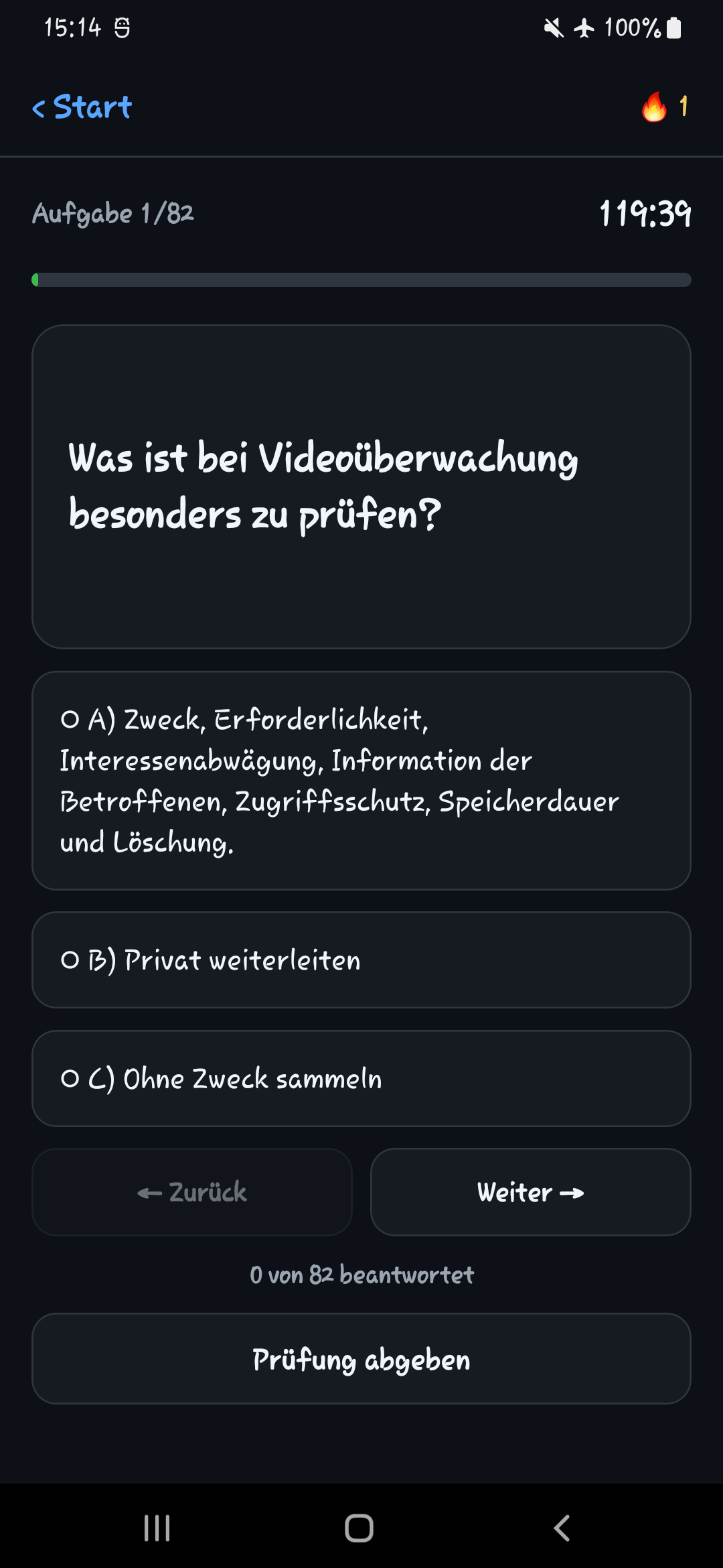 Prüfungssimulation in der App mit Aufgabenfortschritt und verbleibender Zeit